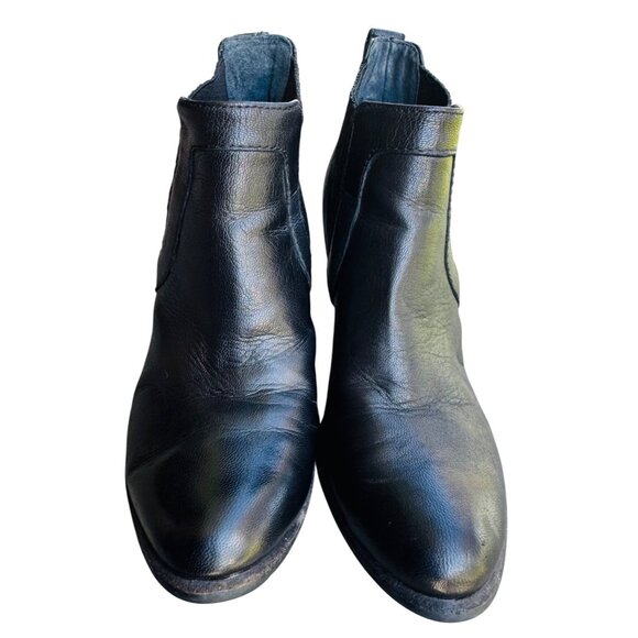 UGG Cobie II Women’s Ankle Boots Booties Black Leather US 9.5 Chelsea Style - Picture 4 of 11